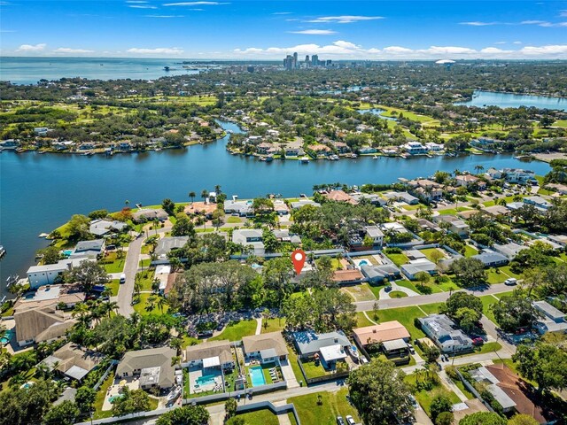 bird's eye view with a water view