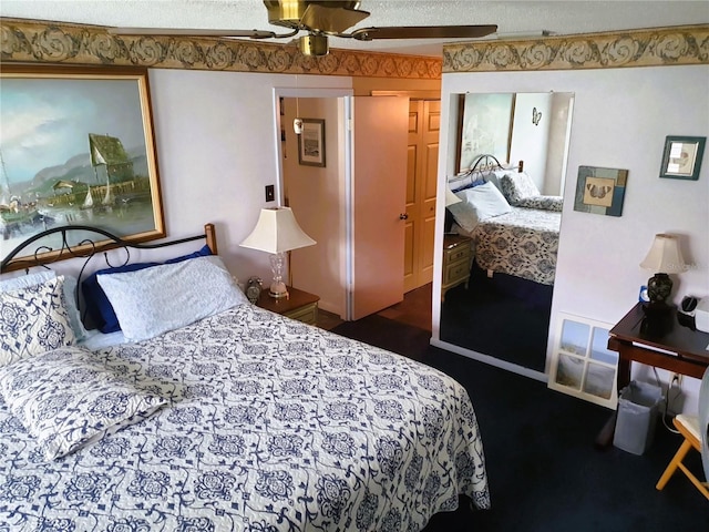 8810 41st St N, Pinellas Park, FL 33782 - bedroom featuring a ceiling fan