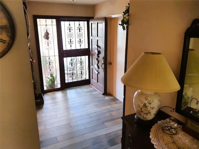 8810 41st St N, Pinellas Park, FL 33782 - view of foyer