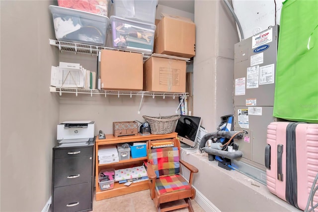 3408 W Bay Ave, Tampa, FL 33611 - view of storage