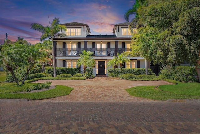 2320 Coffee Pot Blvd NE, Saint Petersburg, FL 33704 - photo 1