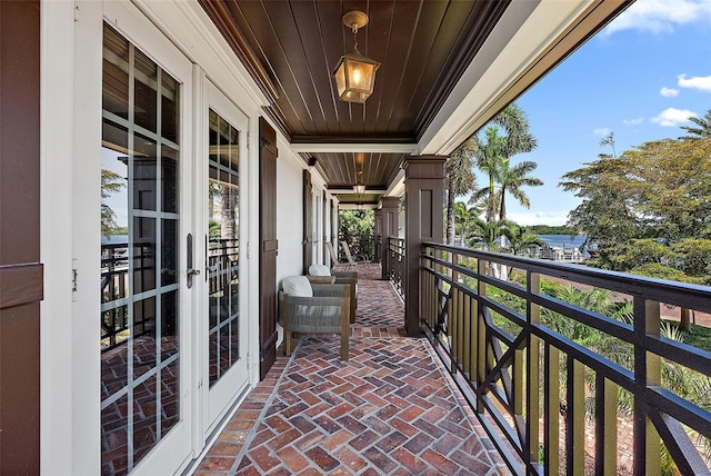 2320 Coffee Pot Blvd NE, Saint Petersburg, FL 33704 - photo 16