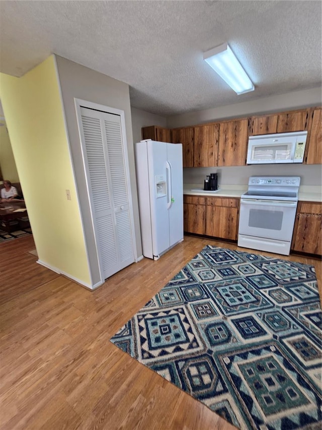 10825 Venice Cir, Tampa, FL 33635 - photo 16