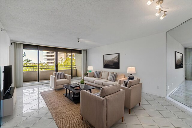5940 Pelican Bay Plz S Unit 504, Gulfport, FL 33707