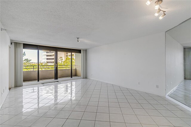 5940 Pelican Bay Plz S Unit 504, Gulfport, FL 33707