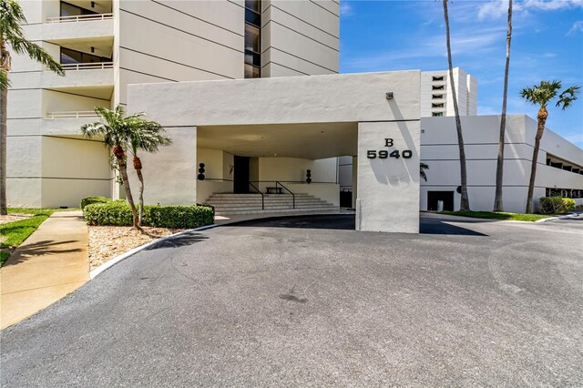5940 Pelican Bay Plz S Unit 504, Gulfport, FL 33707