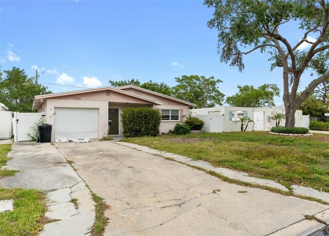 1759 Massachusetts Ave NE, Saint Petersburg, FL 33703 - photo 1