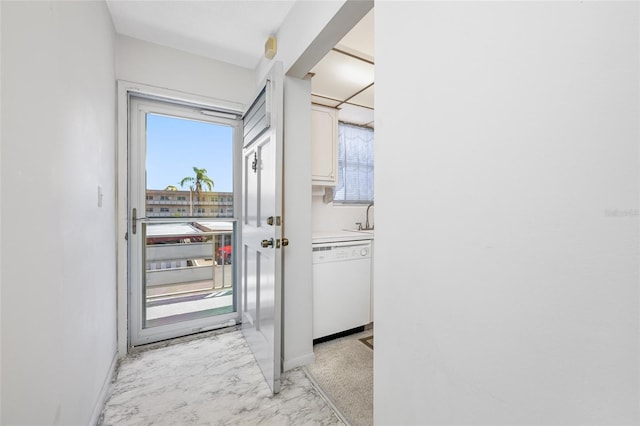 5660 80th St N Unit D207, Saint Petersburg, FL 33709 - photo 4