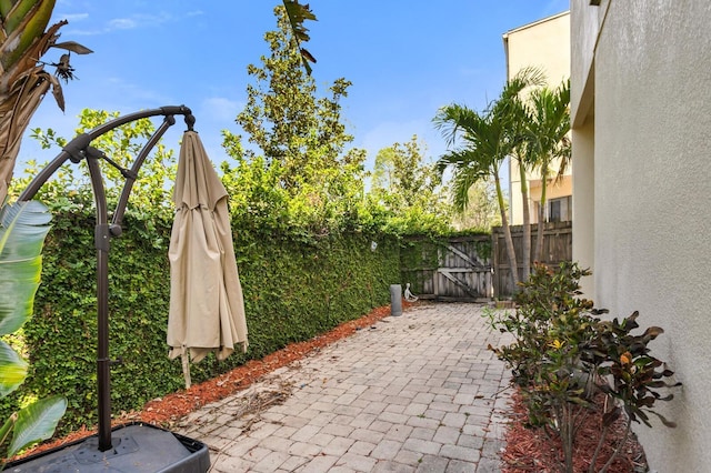 2410 W N A St Unit 2, Tampa, FL 33609 - view of patio / terrace with fence and a gate