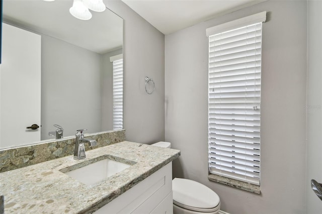 389 Waterford Cir W, Tarpon Springs, FL 34688 - photo 14