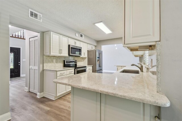 389 Waterford Cir W, Tarpon Springs, FL 34688 - photo 19