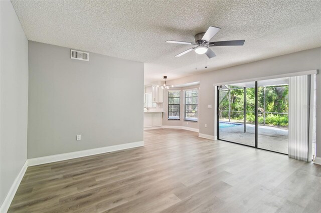 389 Waterford Cir W, Tarpon Springs, FL 34688 - photo 26