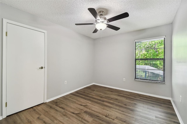 389 Waterford Cir W, Tarpon Springs, FL 34688 - photo 35