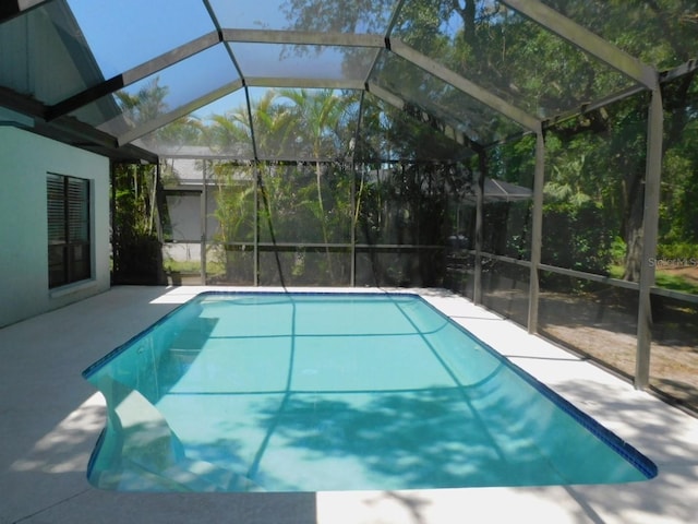 389 Waterford Cir W, Tarpon Springs, FL 34688 - photo 46