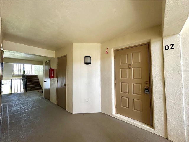 1423 Pine Glen Ln Unit D2, Tarpon Springs, FL 34688 - view of doorway to property