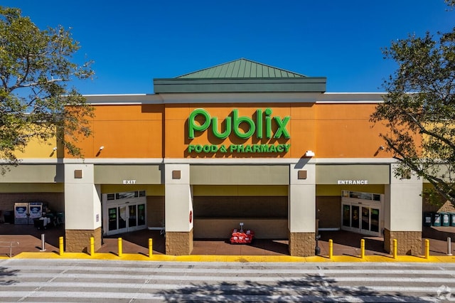 1000 79th Ave N Unit 211, Saint Petersburg, FL 33702 - view of commercial property