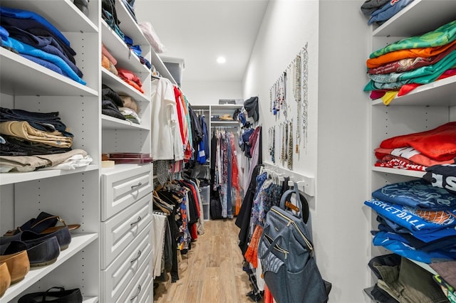 2623 57th St S, Gulfport, FL 33707 - walk in closet featuring light wood-type flooring