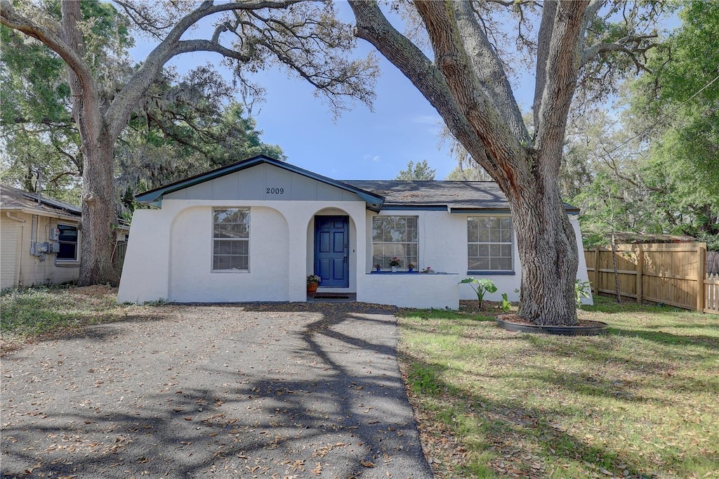 2009 E Eskimo Ave, Tampa, FL 33604 - photo 1