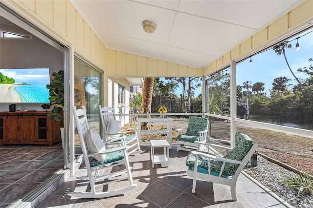 5430 Avenida Del Mare, Sarasota, FL 34242 - sunroom / solarium featuring lofted ceiling