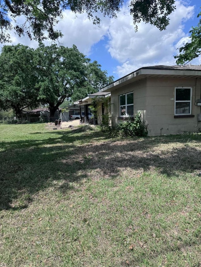 1211 NE 4th St, Mulberry, FL 33860 - view of grassy yard