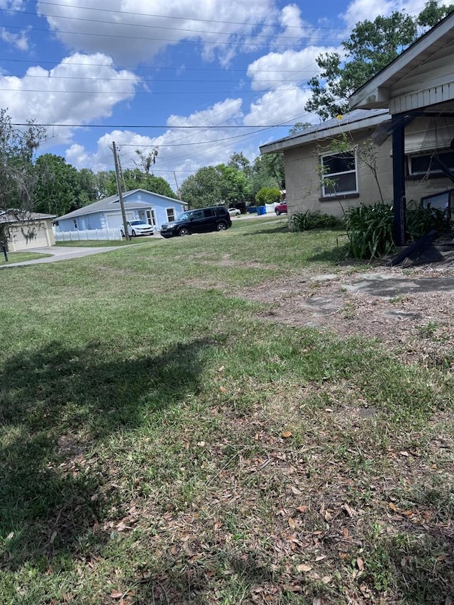1211 NE 4th St, Mulberry, FL 33860 - view of grassy yard