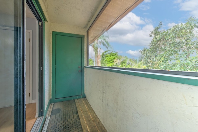 1424 Highland Ridge Cir, Brandon, FL 33510 - exterior space featuring stucco siding and a balcony
