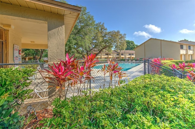 1424 Highland Ridge Cir, Brandon, FL 33510 - view of pool with fence