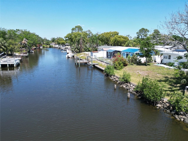 5812 Liverpool Dr, Tampa, FL 33615 - photo 29