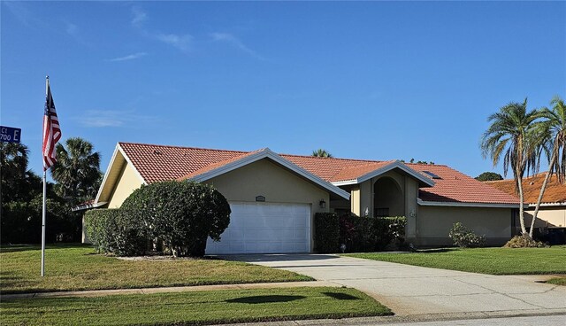 2704 E Montague Ct E, Clearwater, FL 33761 - photo 1