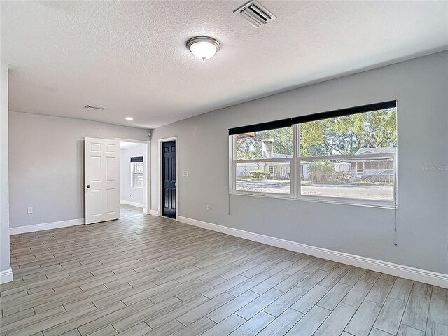 3020 E Louisiana Ave, Tampa, FL 33610 - photo 13