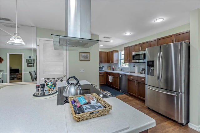 403 Saint Petersburg Dr W, Oldsmar, FL 34677 - photo 37
