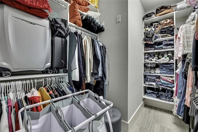 view of spacious closet