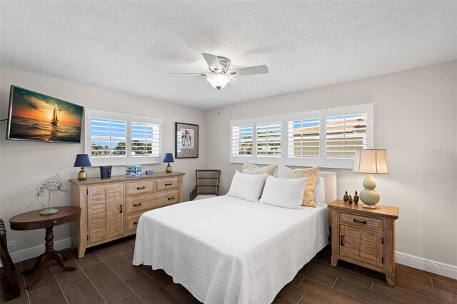 2057 Kansas Ave NE, Saint Petersburg, FL 33703 - photo 29