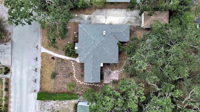 235 38th St S, Saint Petersburg, FL 33711 - photo 2