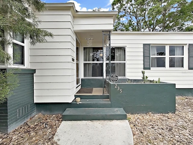 235 38th St S, Saint Petersburg, FL 33711 - photo 4