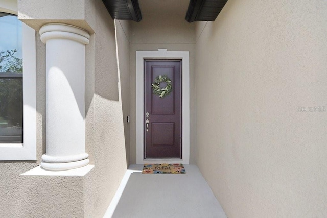 1214 Florablu Dr, Seffner, FL 33584 - entrance to property featuring stucco siding