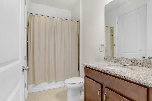 1214 Florablu Dr, Seffner, FL 33584 - full bath with vanity and shower / bath combo with shower curtain