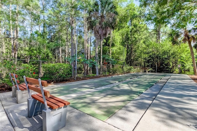 612 Fairmont Ave Unit D, Safety Harbor, FL 34695 - view of property's community with fence