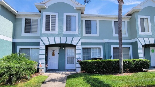 2213 Fluorshire Dr, Brandon, FL 33511 - townhome / multi-family property featuring stucco siding