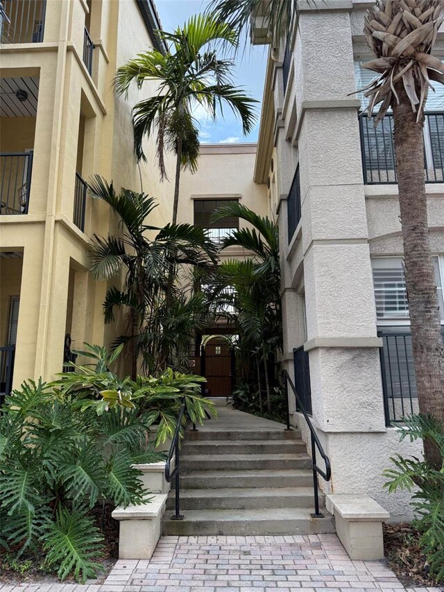 402 S Armenia Ave Unit 127, Tampa, FL 33609 - photo 1