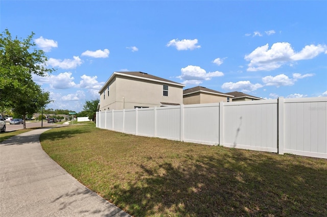 10101 Mangrove Well Rd, Ruskin, FL 33573 - view of yard with fence