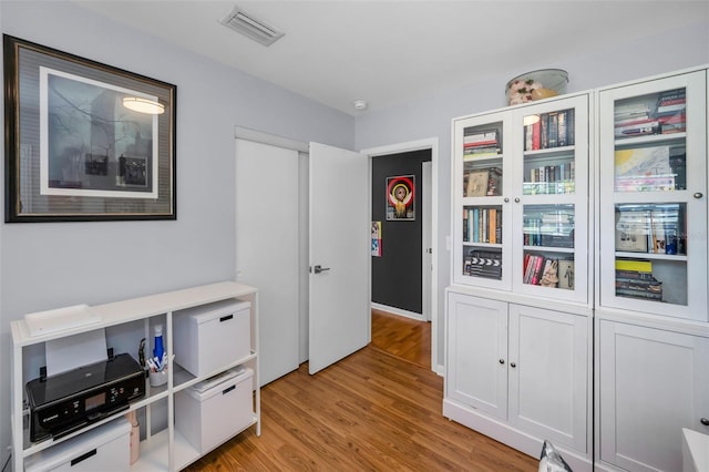 202 S Hesperides St, Tampa, FL 33609 - office area with light wood-style flooring