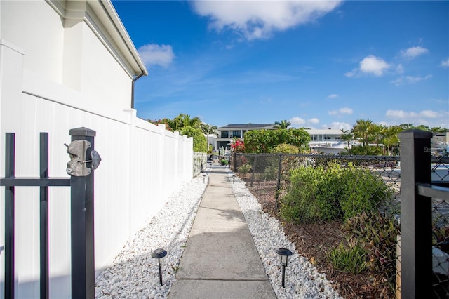 2501 S Dundee St, Tampa, FL 33629 - view of side of property with fence