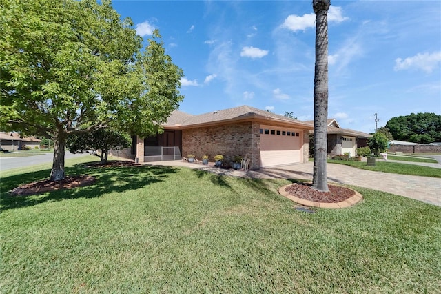 622 Jamaica Cir, Lakeland, FL 33803 - photo 3
