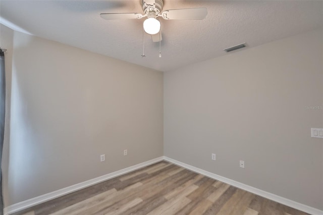 6933 Waterbrook Ct, Gibsonton, FL 33534 - photo 40