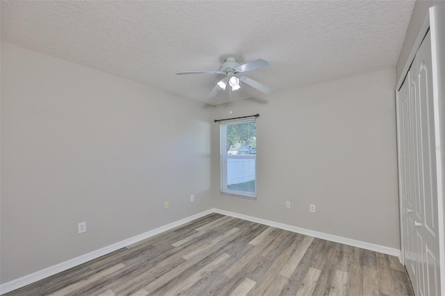 6933 Waterbrook Ct, Gibsonton, FL 33534 - photo 31