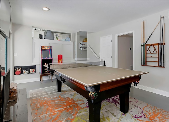 game room featuring baseboards and recessed lighting