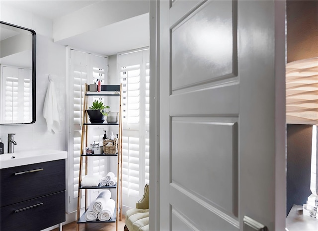 bathroom with vanity
