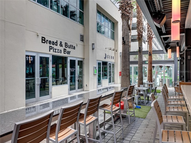 1208 E Kennedy Blvd Unit 1125, Tampa, FL 33602 - view of patio with a bar