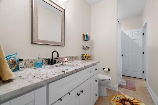 1410 25th St N, Saint Petersburg, FL 33713 - full bath with tile patterned floors, toilet, vanity, baseboards, and a shower with shower curtain